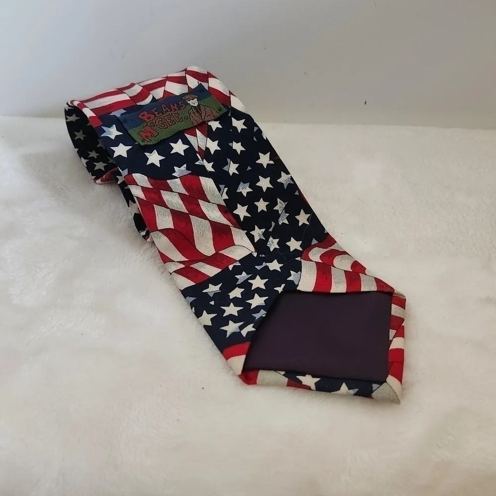 Beans McGee Vintage 90's Patriotic Red White Blue American Flag Necktie Tie